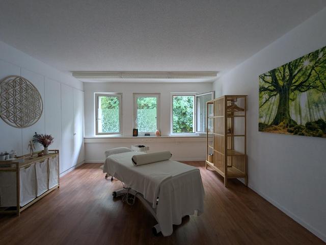 Origin Massage Uster_Praxisraum3