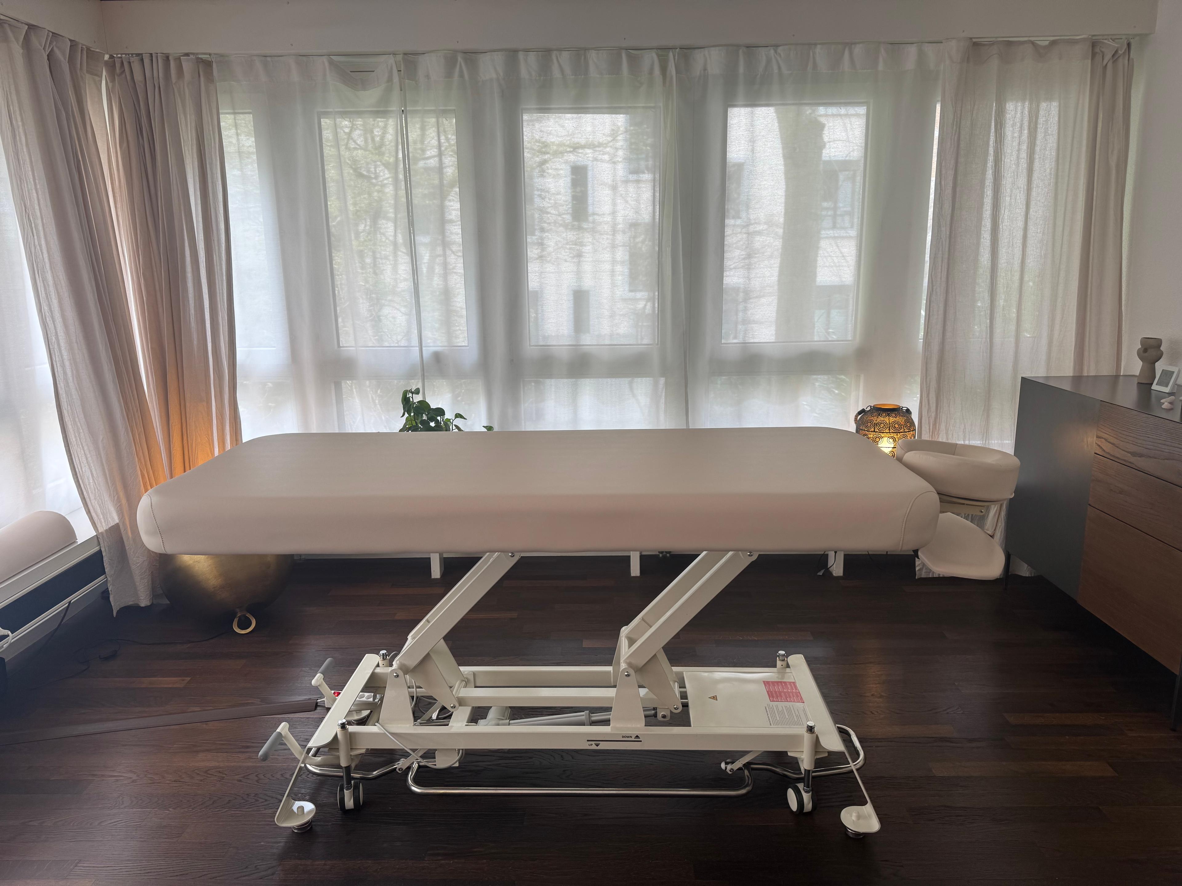 Elektrische Massageliege 
